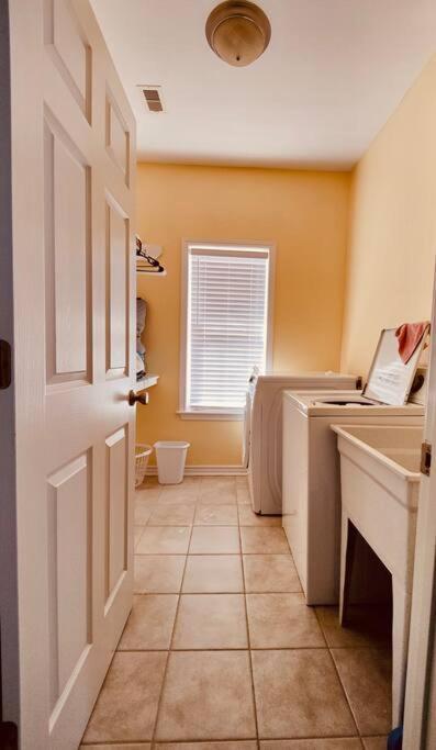 Sunny Delight - Sleeps 10 - Generous Space! Bolivar Peninsula Buitenkant foto