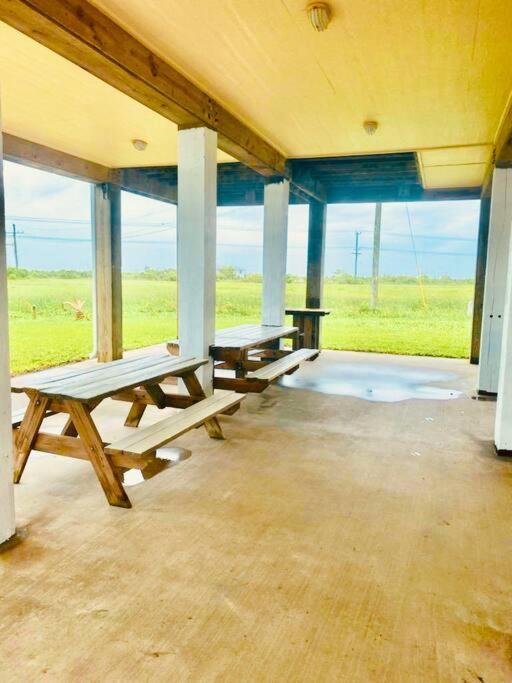 Sunny Delight - Sleeps 10 - Generous Space! Bolivar Peninsula Buitenkant foto
