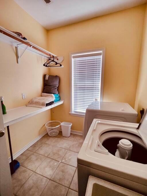 Sunny Delight - Sleeps 10 - Generous Space! Bolivar Peninsula Buitenkant foto